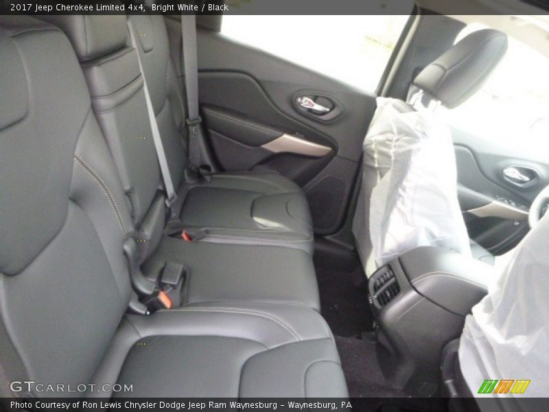 Bright White / Black 2017 Jeep Cherokee Limited 4x4