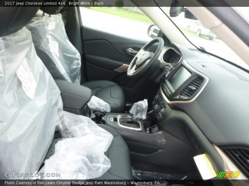 Bright White / Black 2017 Jeep Cherokee Limited 4x4