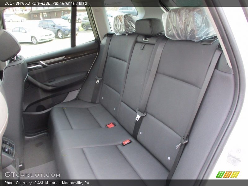 Alpine White / Black 2017 BMW X3 xDrive28i