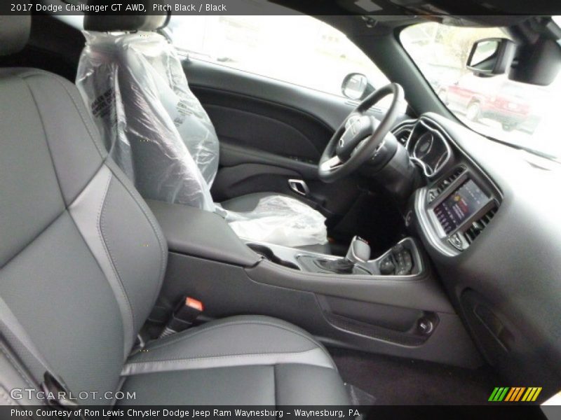 Pitch Black / Black 2017 Dodge Challenger GT AWD