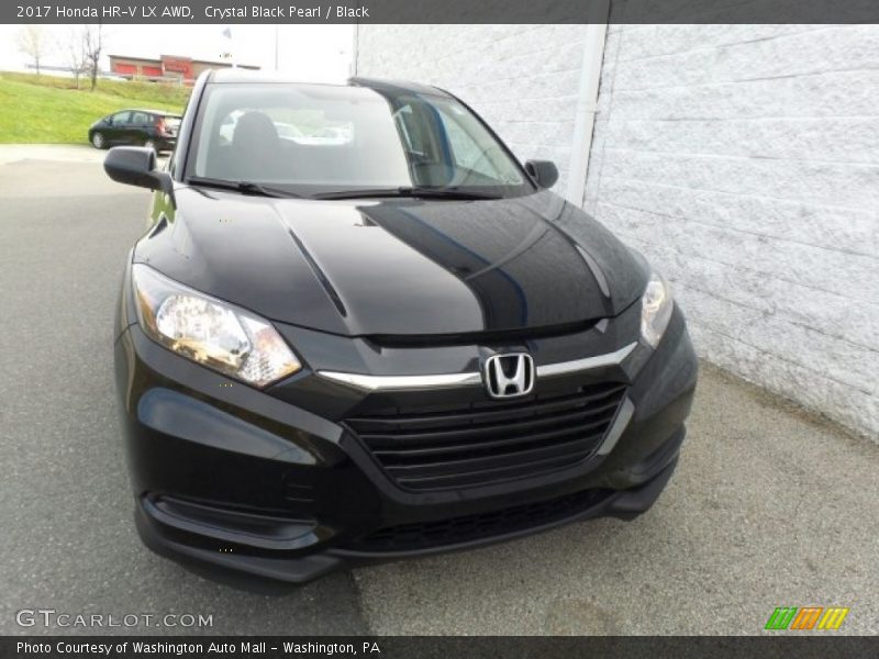 Crystal Black Pearl / Black 2017 Honda HR-V LX AWD