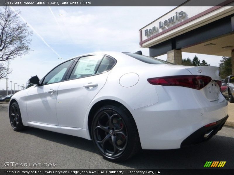 Alfa White / Black 2017 Alfa Romeo Giulia Ti AWD