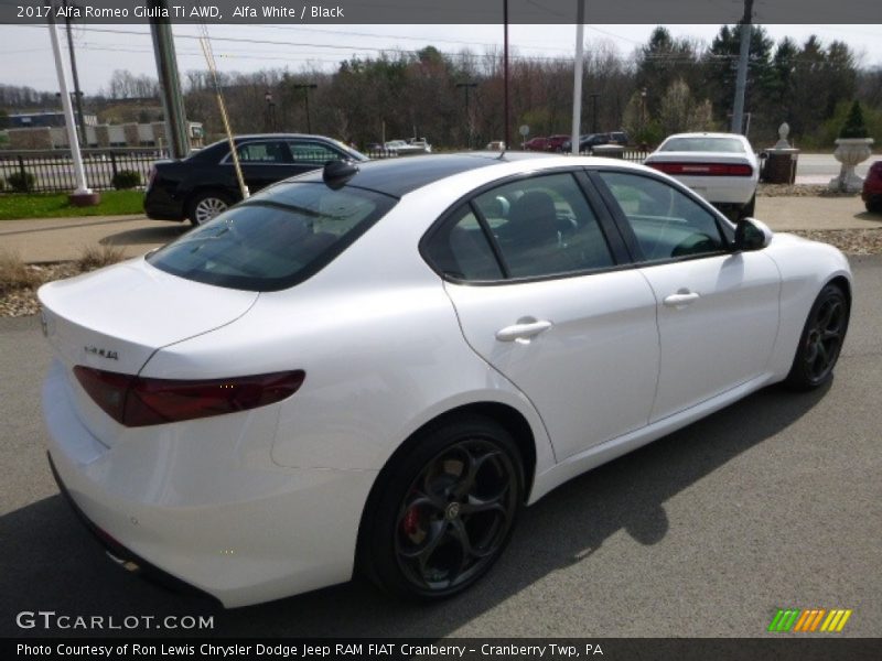 Alfa White / Black 2017 Alfa Romeo Giulia Ti AWD
