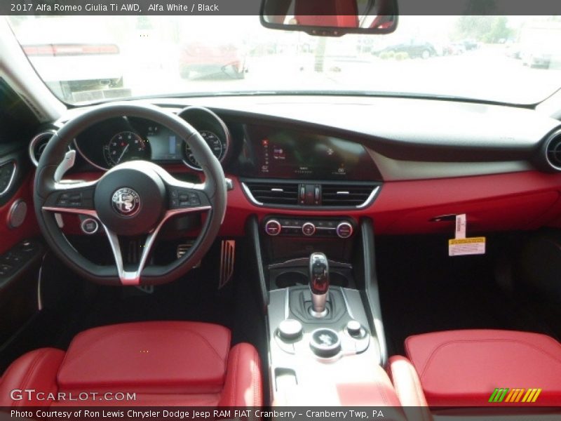 Alfa White / Black 2017 Alfa Romeo Giulia Ti AWD