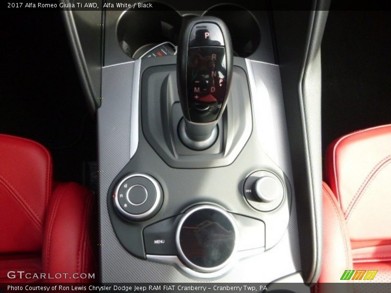 Alfa White / Black 2017 Alfa Romeo Giulia Ti AWD