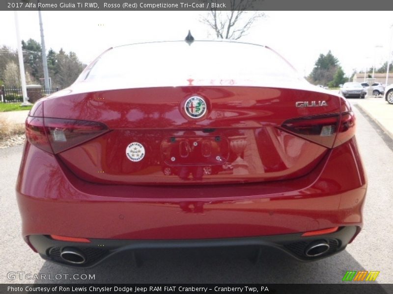 Rosso (Red) Competizione Tri-Coat / Black 2017 Alfa Romeo Giulia Ti RWD