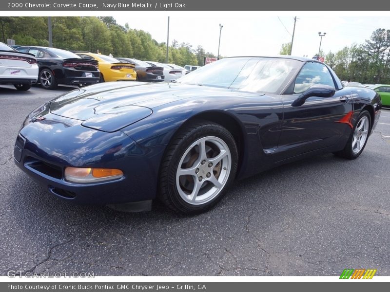 Front 3/4 View of 2000 Corvette Coupe