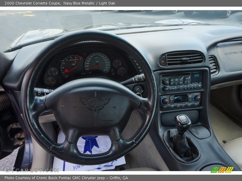 Navy Blue Metallic / Light Oak 2000 Chevrolet Corvette Coupe
