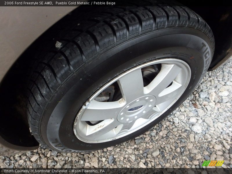 Pueblo Gold Metallic / Pebble Beige 2006 Ford Freestyle SE AWD
