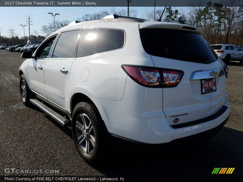 Summit White / Ebony 2017 Chevrolet Traverse LT