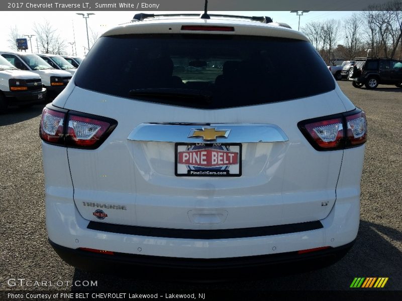 Summit White / Ebony 2017 Chevrolet Traverse LT