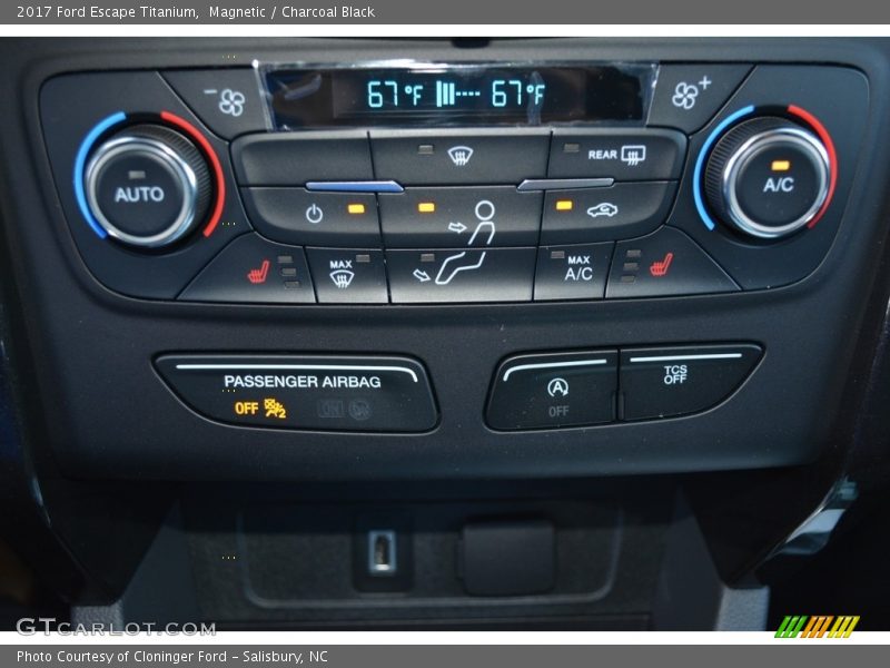 Magnetic / Charcoal Black 2017 Ford Escape Titanium
