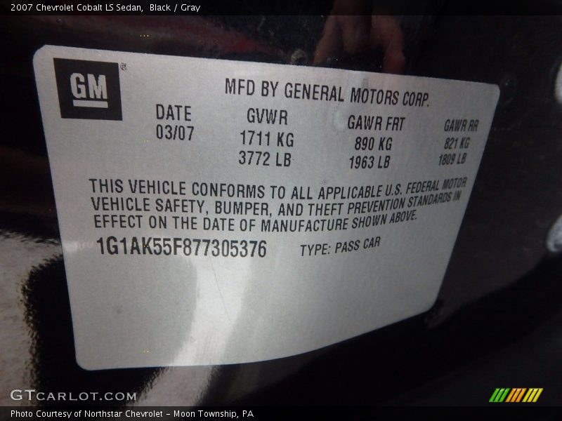 Black / Gray 2007 Chevrolet Cobalt LS Sedan
