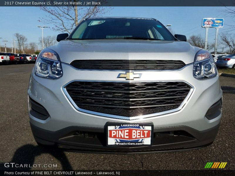 Silver Ice Metallic / Jet Black 2017 Chevrolet Equinox LS