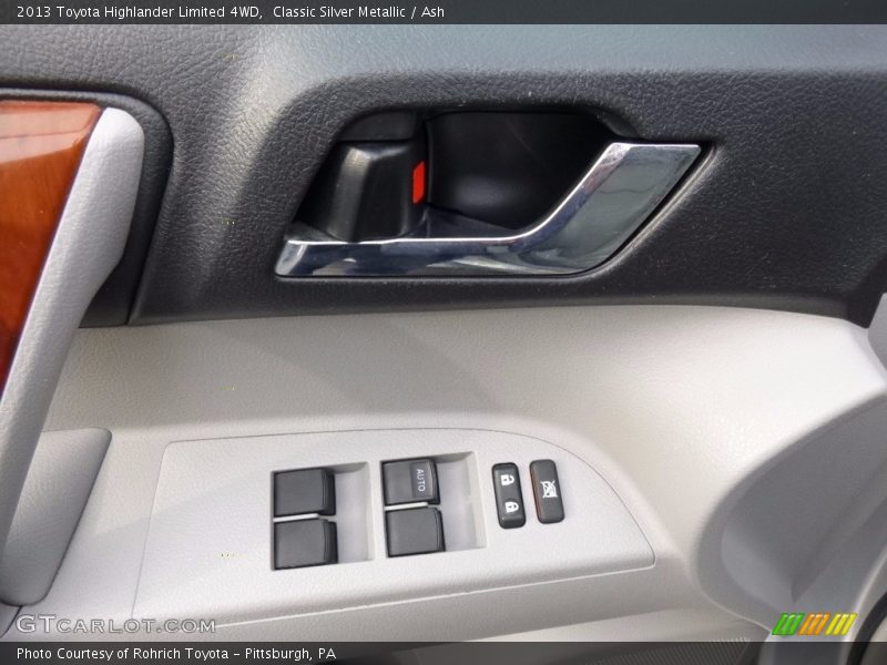 Classic Silver Metallic / Ash 2013 Toyota Highlander Limited 4WD