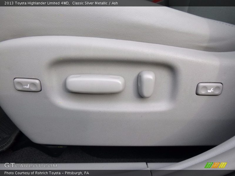 Classic Silver Metallic / Ash 2013 Toyota Highlander Limited 4WD