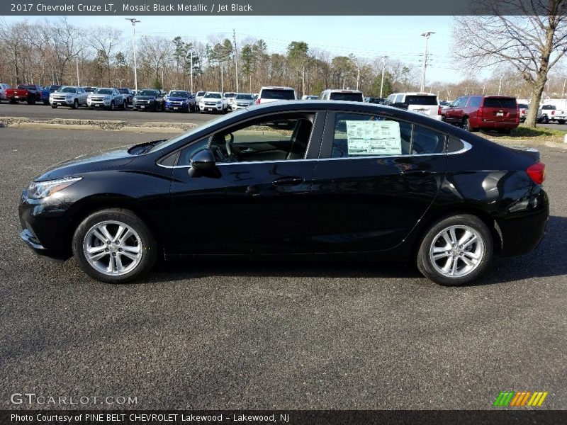 Mosaic Black Metallic / Jet Black 2017 Chevrolet Cruze LT