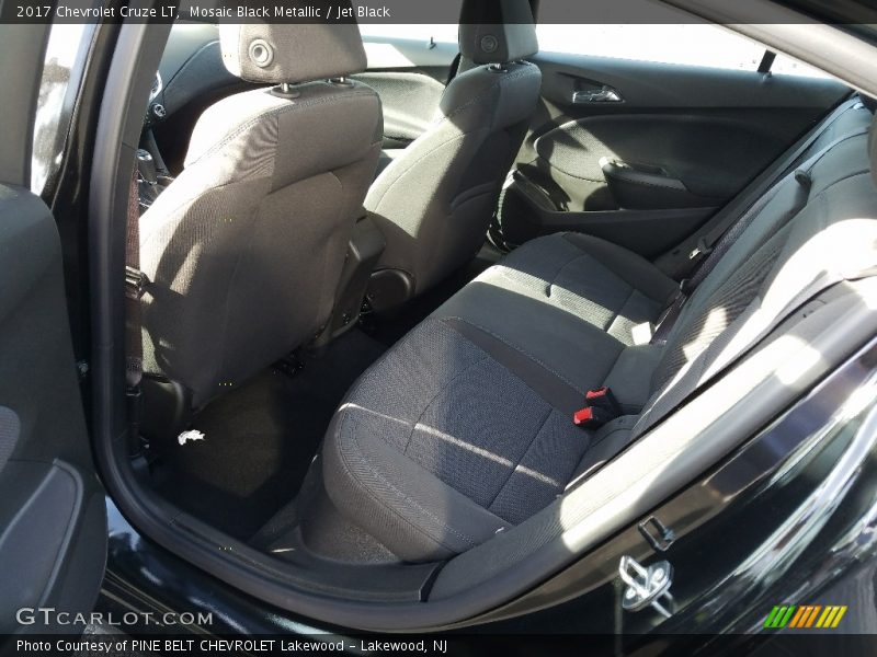 Mosaic Black Metallic / Jet Black 2017 Chevrolet Cruze LT
