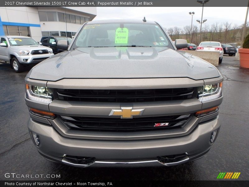 Pepperdust Metallic / Jet Black 2017 Chevrolet Silverado 1500 LT Crew Cab 4x4