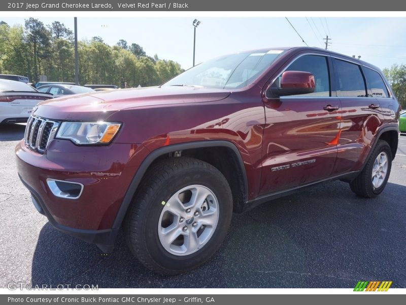 Velvet Red Pearl / Black 2017 Jeep Grand Cherokee Laredo