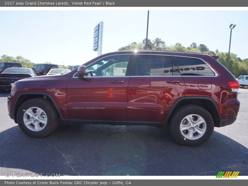 Velvet Red Pearl / Black 2017 Jeep Grand Cherokee Laredo