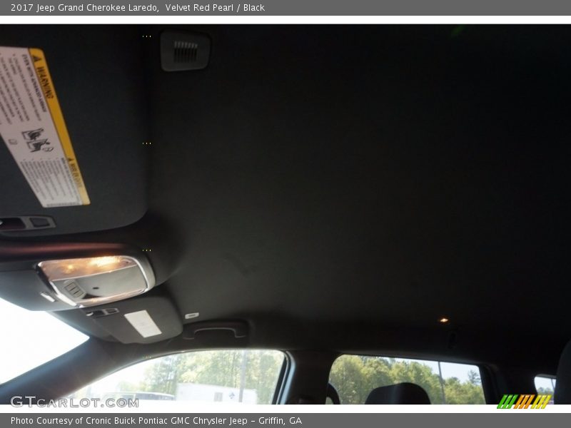 Velvet Red Pearl / Black 2017 Jeep Grand Cherokee Laredo