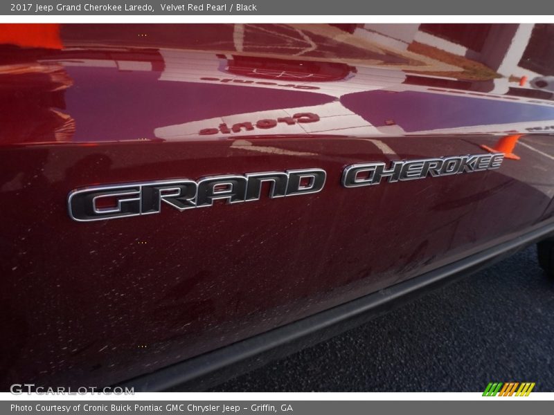 Velvet Red Pearl / Black 2017 Jeep Grand Cherokee Laredo