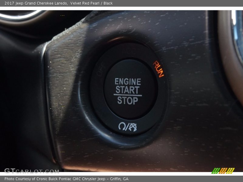 Velvet Red Pearl / Black 2017 Jeep Grand Cherokee Laredo