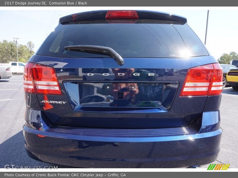 Contusion Blue / Black 2017 Dodge Journey SE