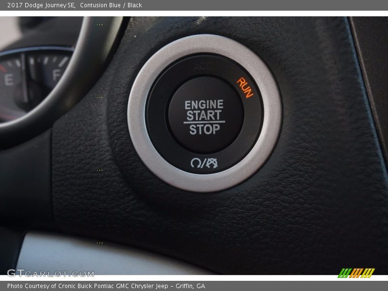 Contusion Blue / Black 2017 Dodge Journey SE