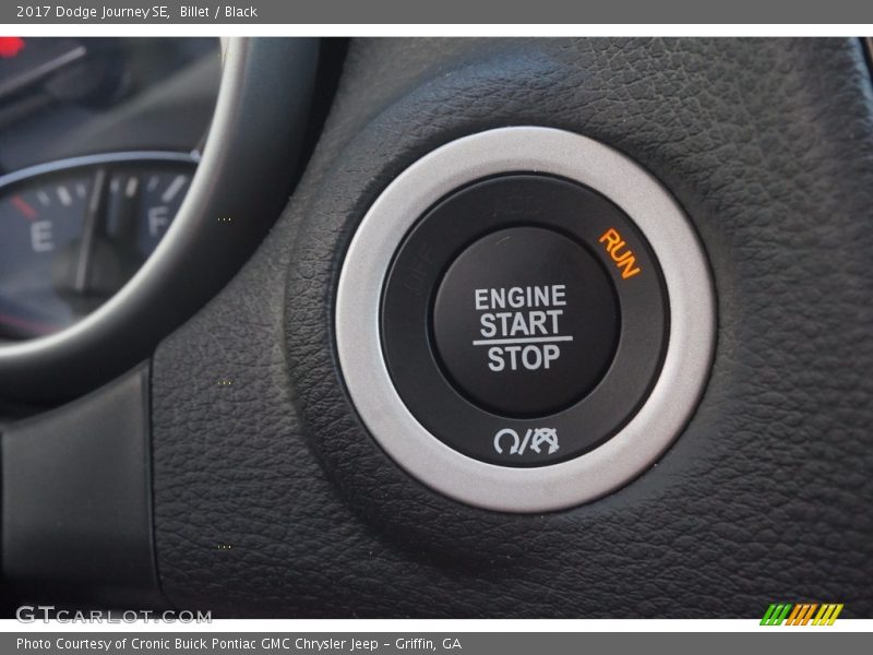 Billet / Black 2017 Dodge Journey SE