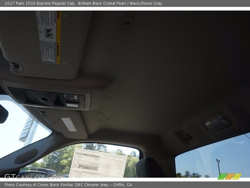 Brilliant Black Crystal Pearl / Black/Diesel Gray 2017 Ram 1500 Express Regular Cab