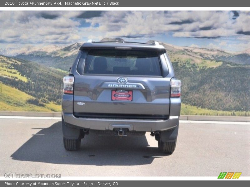 Magnetic Gray Metallic / Black 2016 Toyota 4Runner SR5 4x4