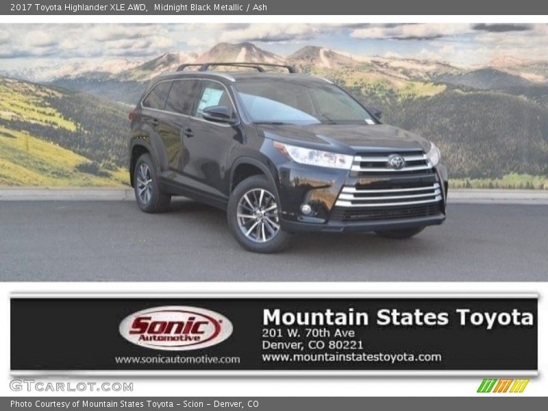 Midnight Black Metallic / Ash 2017 Toyota Highlander XLE AWD
