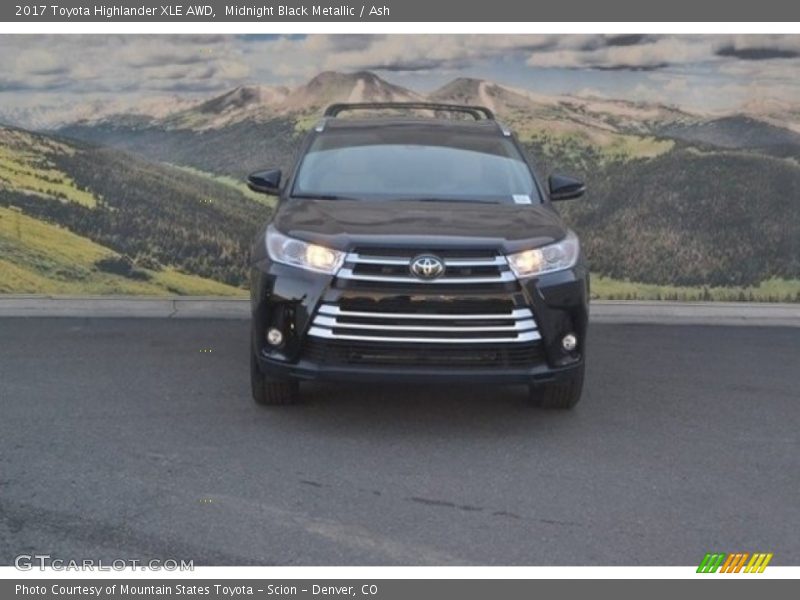Midnight Black Metallic / Ash 2017 Toyota Highlander XLE AWD