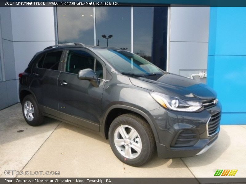 Nightfall Gray Metallic / Jet Black 2017 Chevrolet Trax LT AWD