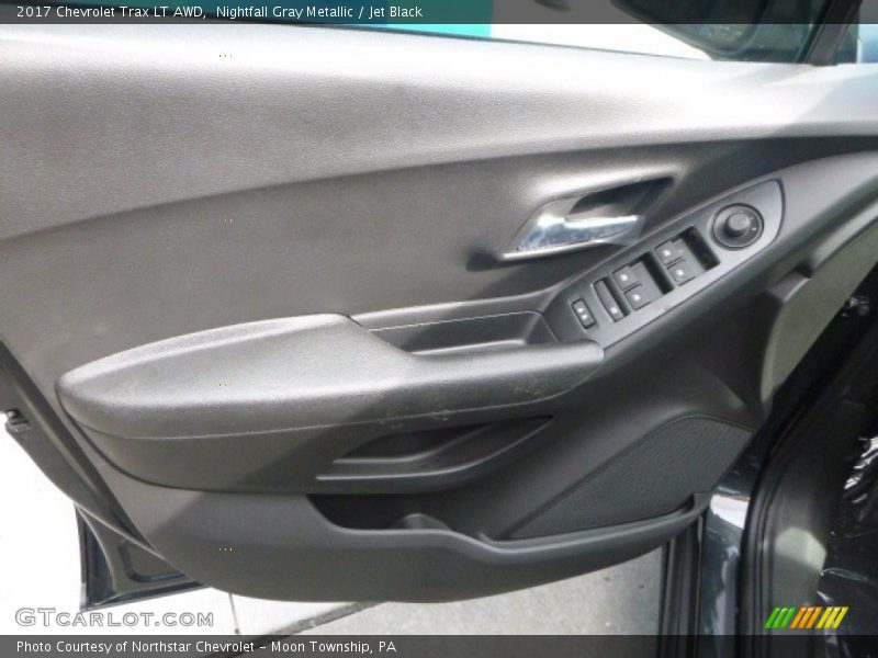 Nightfall Gray Metallic / Jet Black 2017 Chevrolet Trax LT AWD