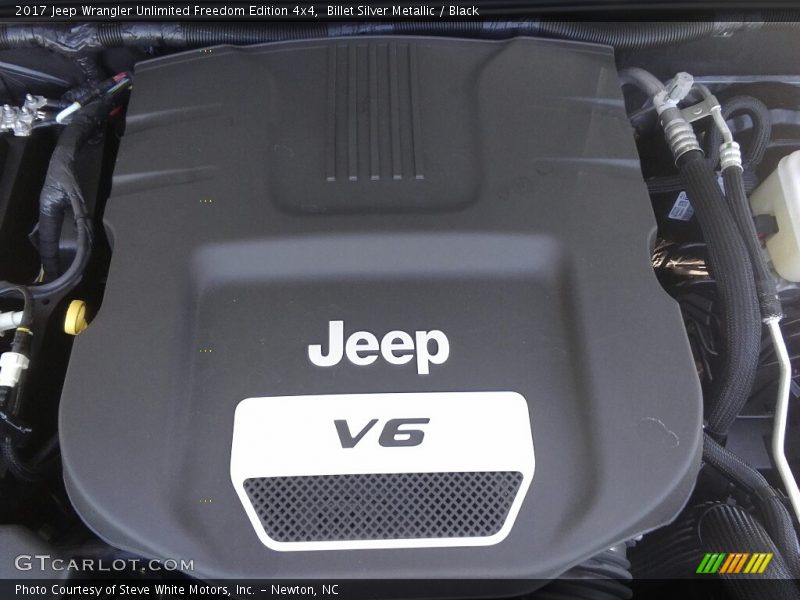 Billet Silver Metallic / Black 2017 Jeep Wrangler Unlimited Freedom Edition 4x4