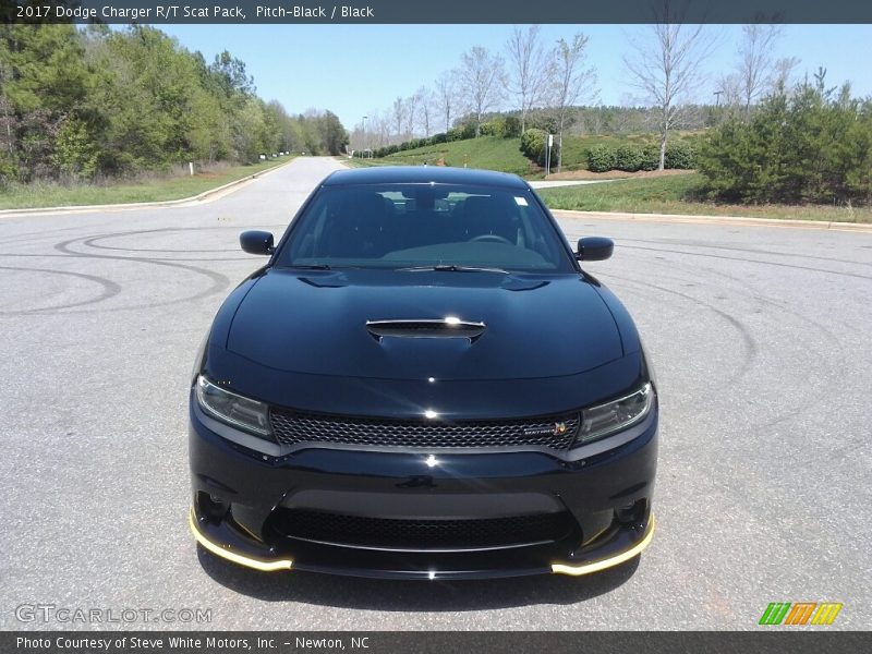 Pitch-Black / Black 2017 Dodge Charger R/T Scat Pack