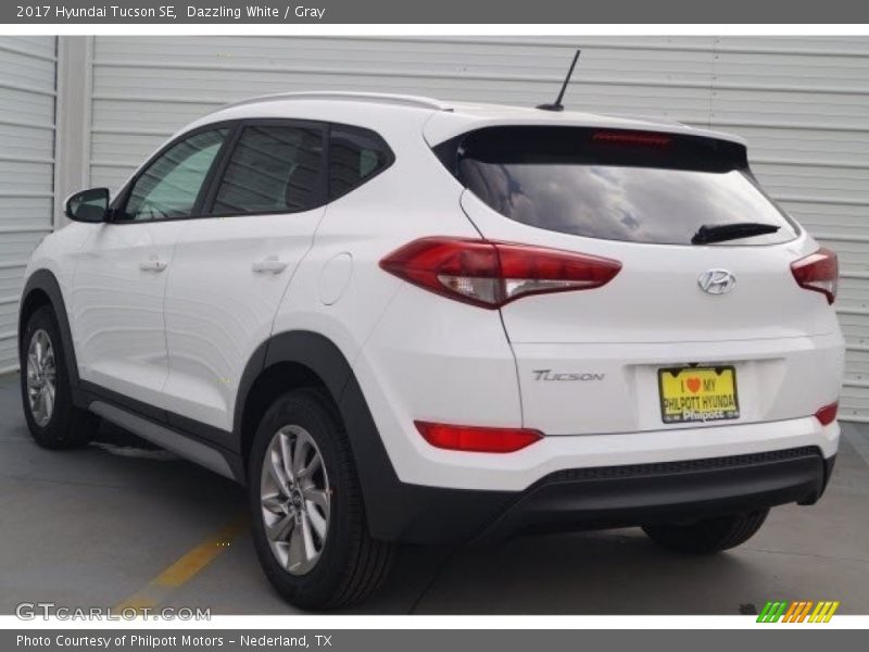 Dazzling White / Gray 2017 Hyundai Tucson SE