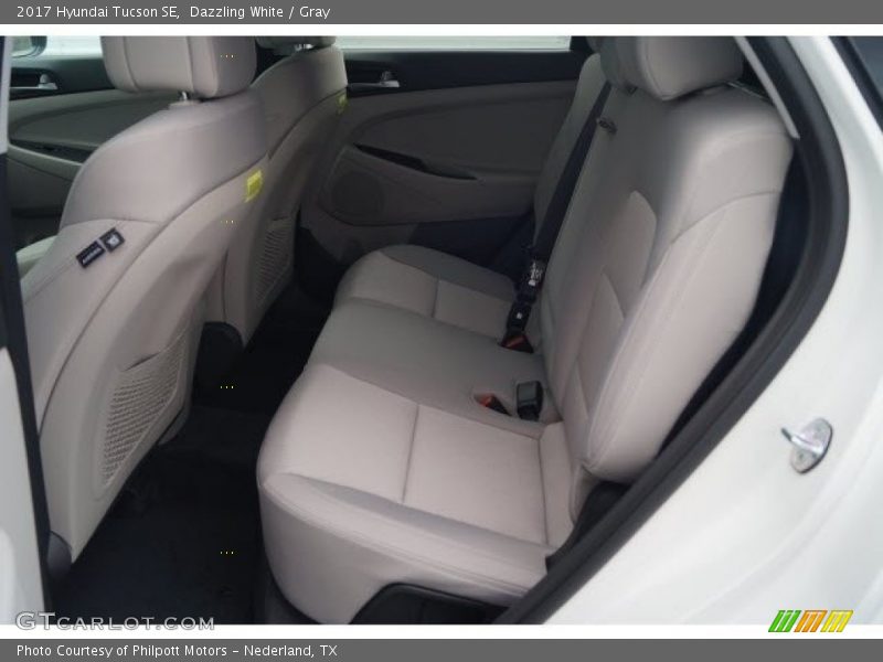 Dazzling White / Gray 2017 Hyundai Tucson SE