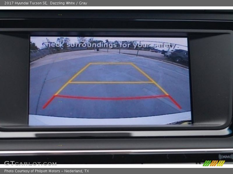 Dazzling White / Gray 2017 Hyundai Tucson SE