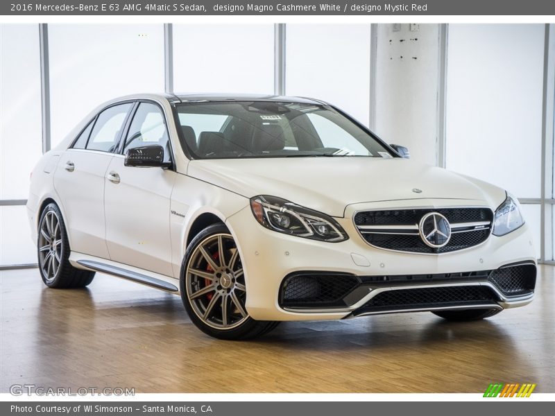 Front 3/4 View of 2016 E 63 AMG 4Matic S Sedan