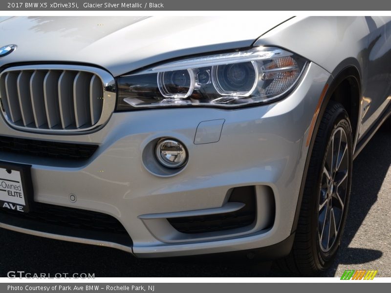 Glacier Silver Metallic / Black 2017 BMW X5 xDrive35i