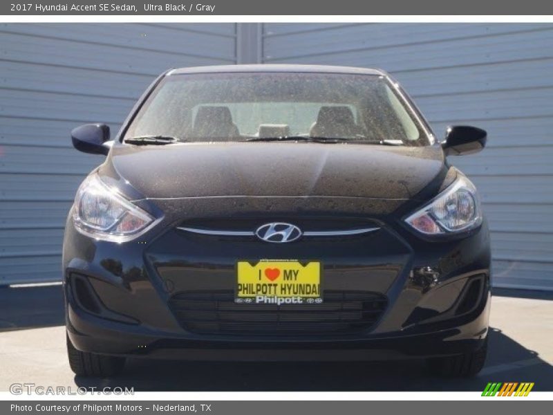 Ultra Black / Gray 2017 Hyundai Accent SE Sedan