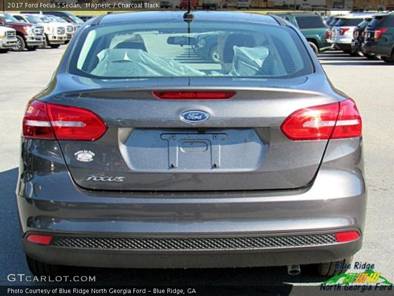 Magnetic / Charcoal Black 2017 Ford Focus S Sedan