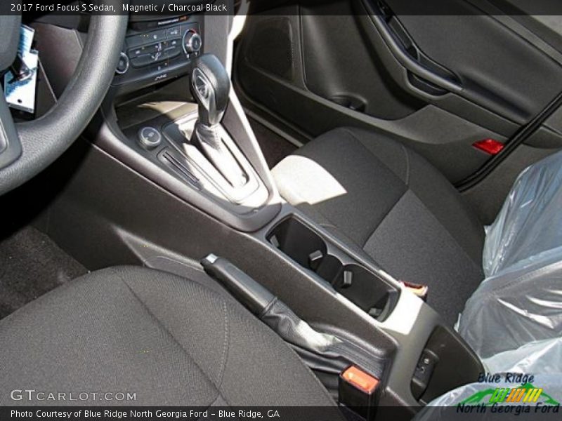 Magnetic / Charcoal Black 2017 Ford Focus S Sedan