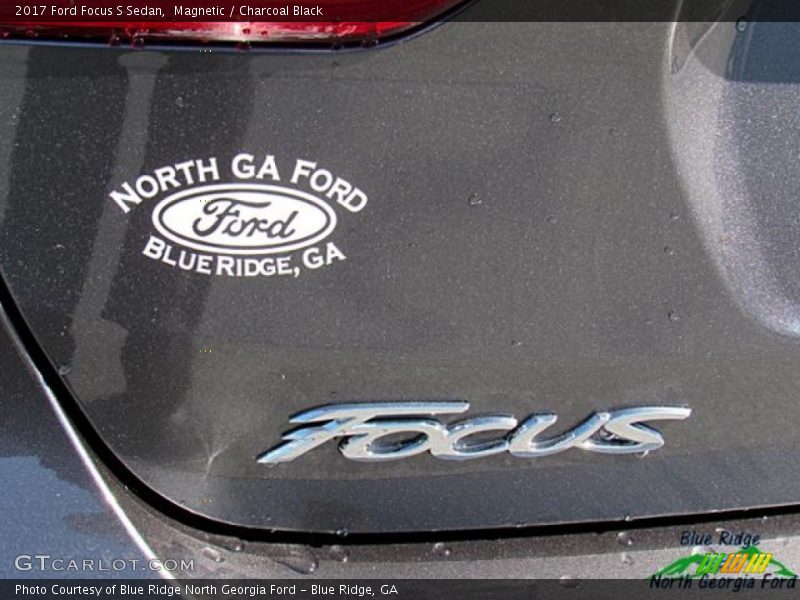 Magnetic / Charcoal Black 2017 Ford Focus S Sedan