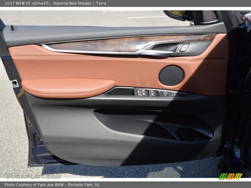 Imperial Blue Metallic / Terra 2017 BMW X5 xDrive35i