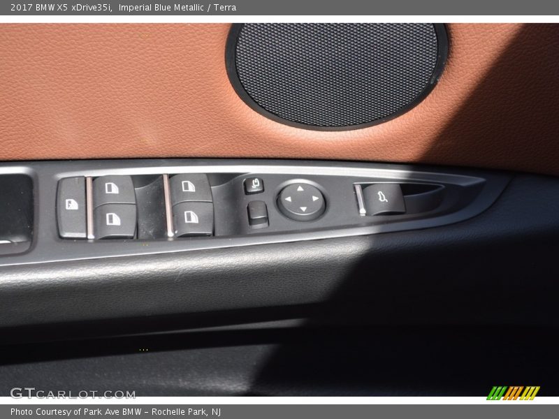 Imperial Blue Metallic / Terra 2017 BMW X5 xDrive35i